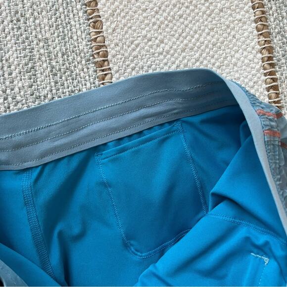 Nike Icon Clash Tempo Luxe Blue Running Shorts Women’s Small - Picture 8 of 11